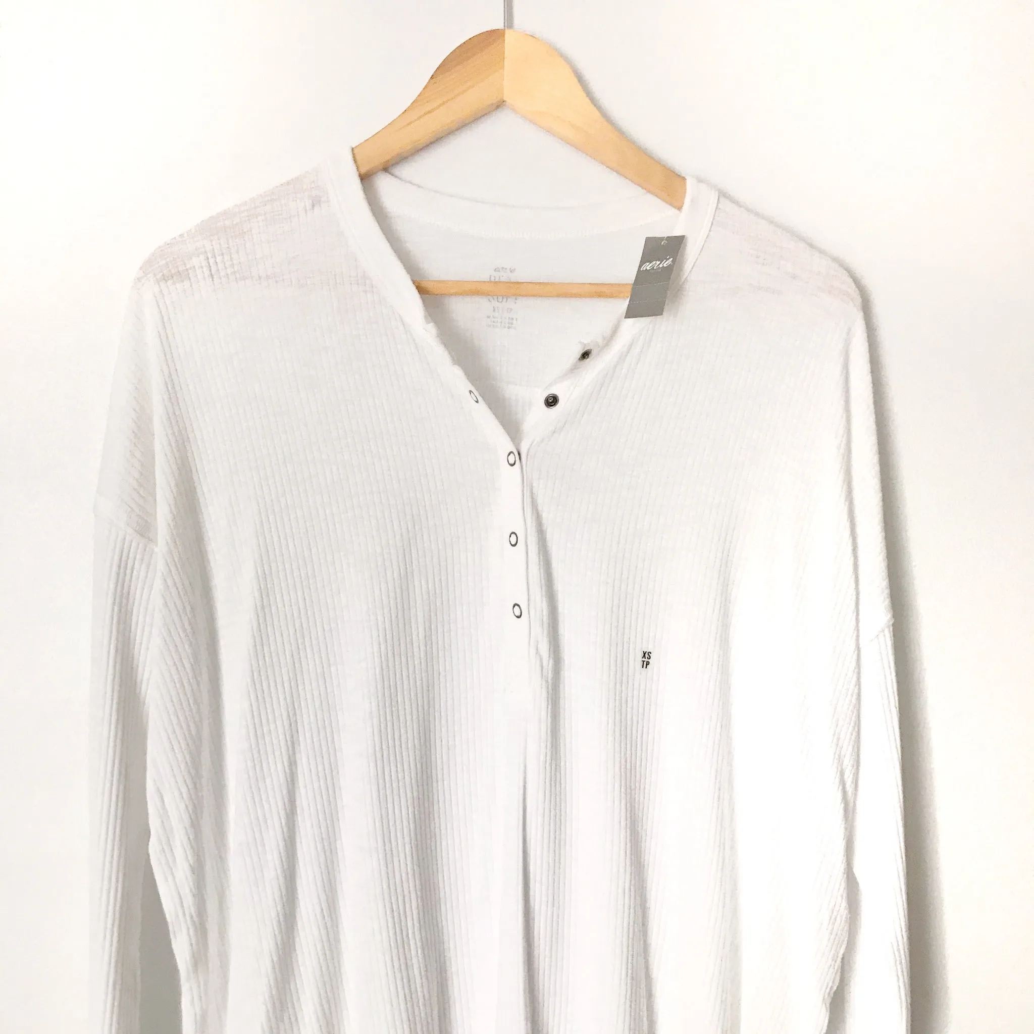 Aerie “Real Soft” White Long Sleeve Top NWT- Size XS