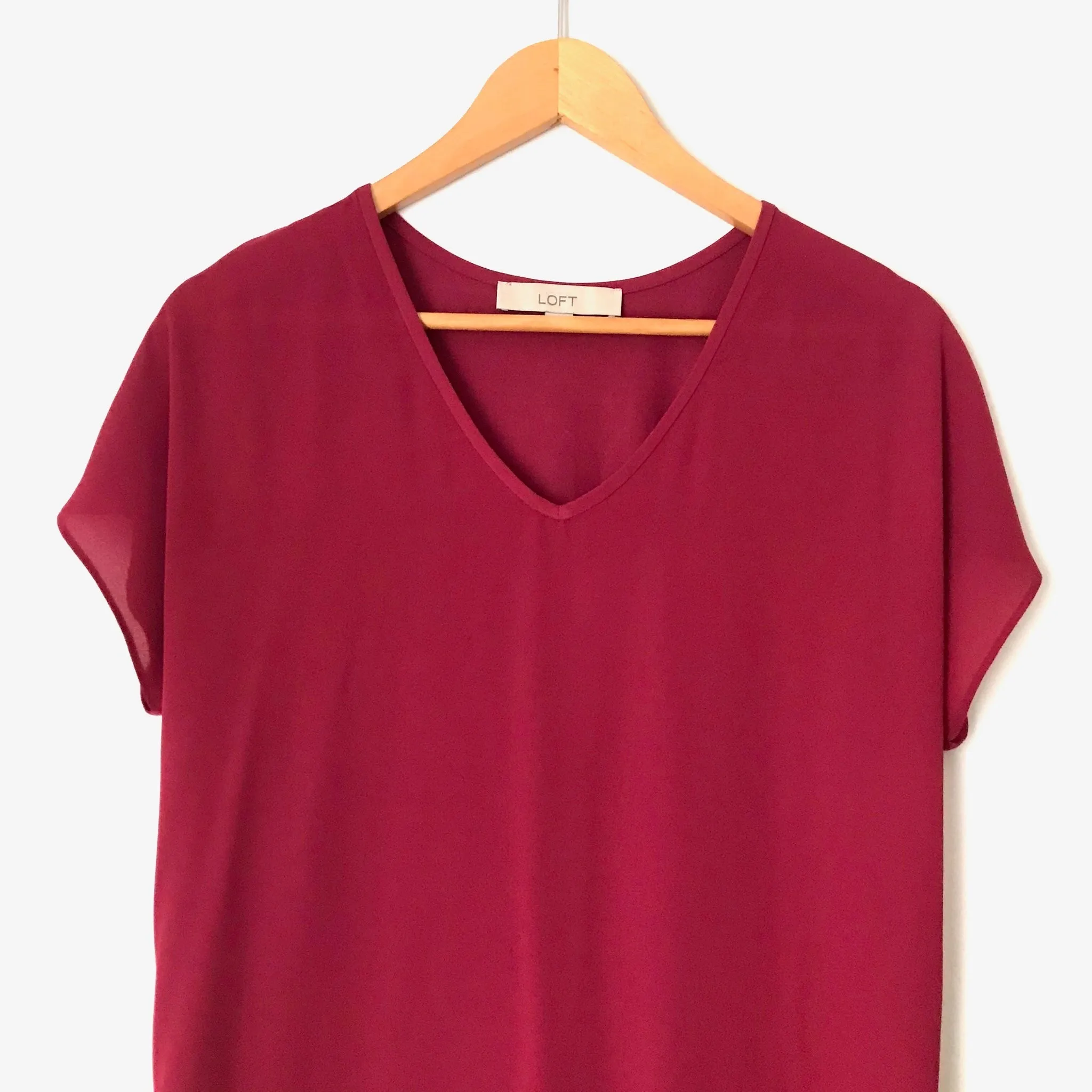 LOFT Solid Burgundy Short Sleeve Top- Size XS