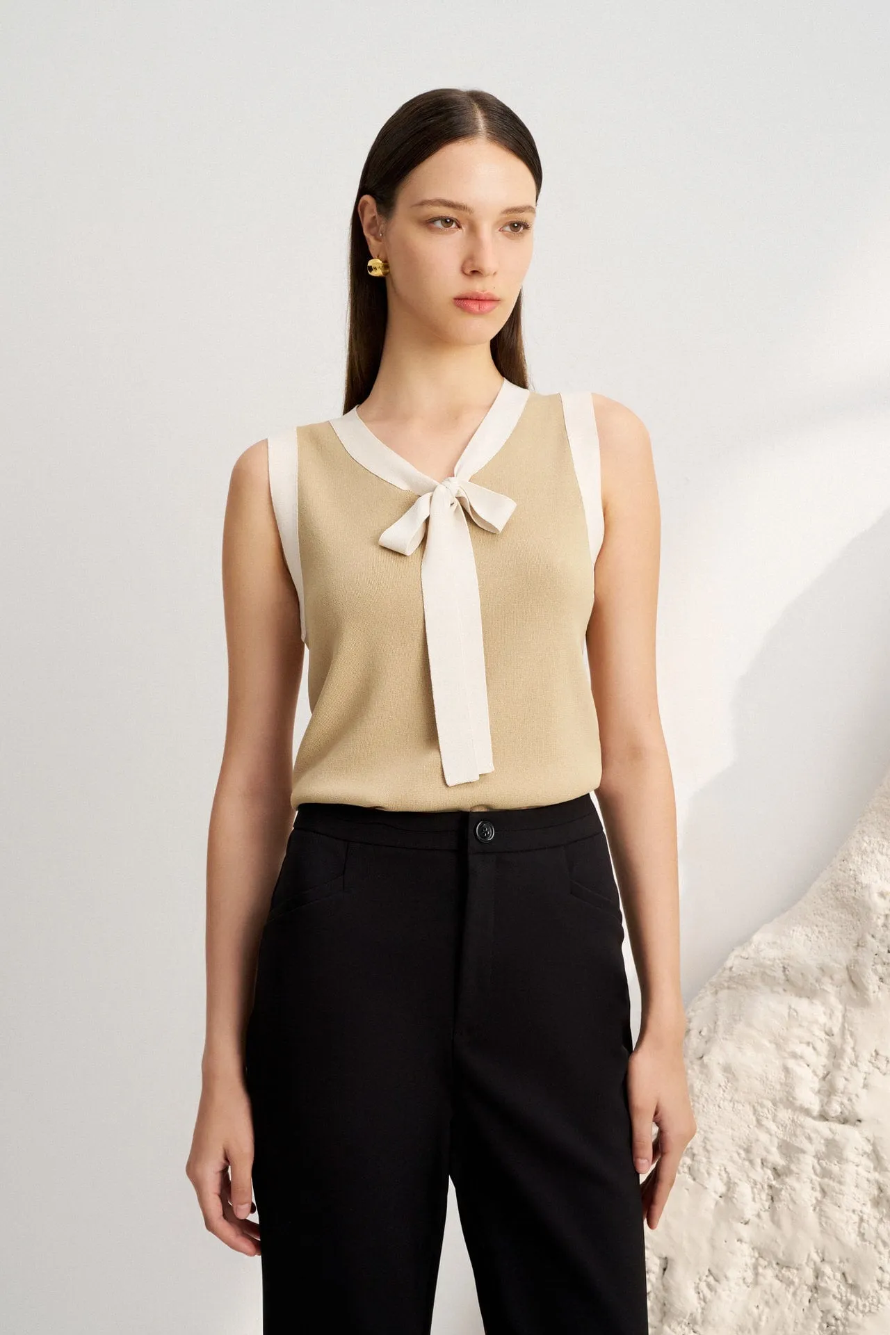 Sleeveless Ribbon Front Top