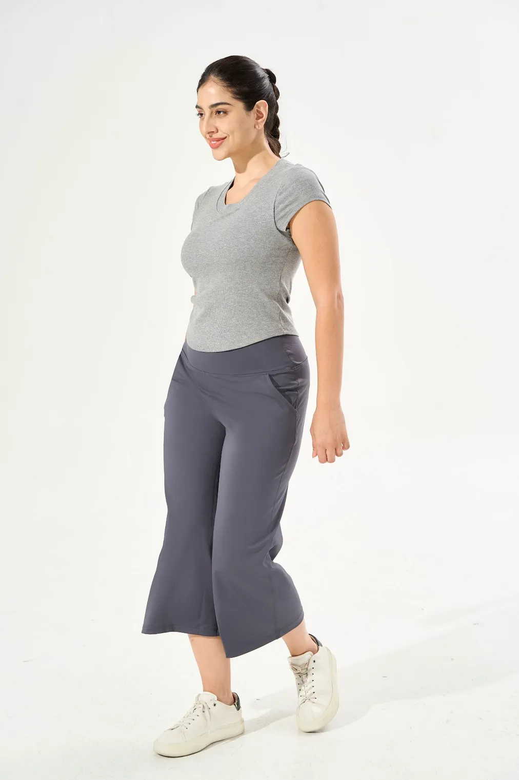 Tangs Display - [Petite Collection] Cooling & Buttery Soft Lush Cropped Pants With Stretchable Waistband & Pockets